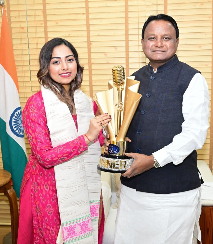 CM Mohan Majhi Felicitates Indian Idol 16 Winner Jyotirmayee Nayak, Announces INR 5 Lakh Reward